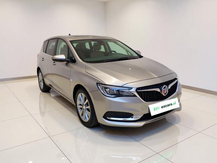 GL6 2018 18T 6-Seater Premium photo 3