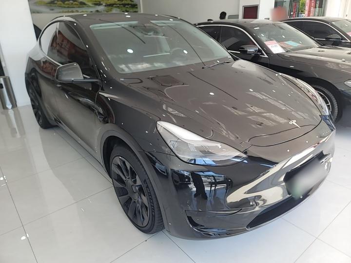 Model Y 2022 Facelift RWD photo 3
