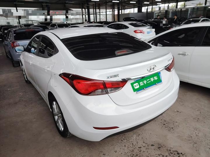 Elantra 2016 1.6L AT Smart photo 4