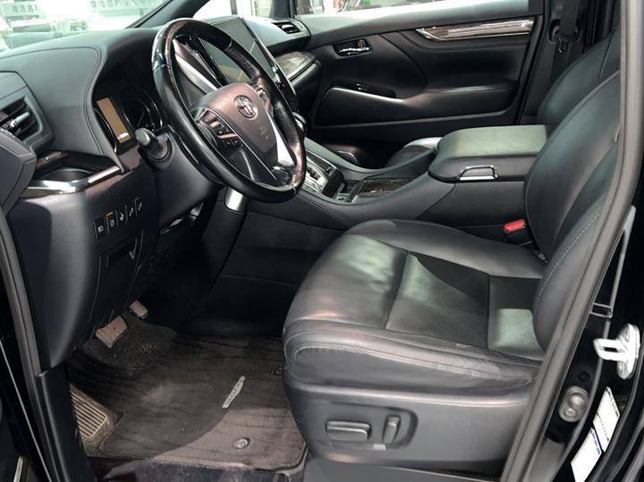 2023 Crown Hybrid 2.5L HV Premium photo 8