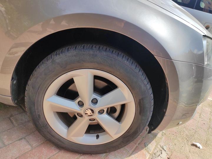 Octavia 2015 1.6L AT photo 8