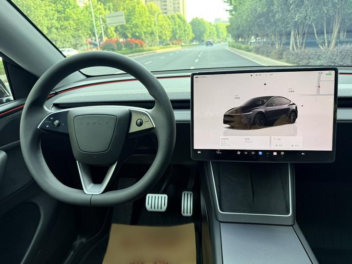 Model Y 2025 Long Range AWD photo 3