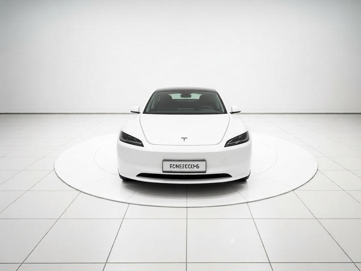 Model 3 2023 RWD photo 2