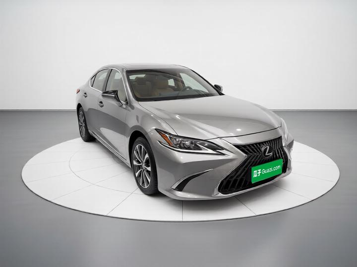 ES 2022 200 Luxury photo 3