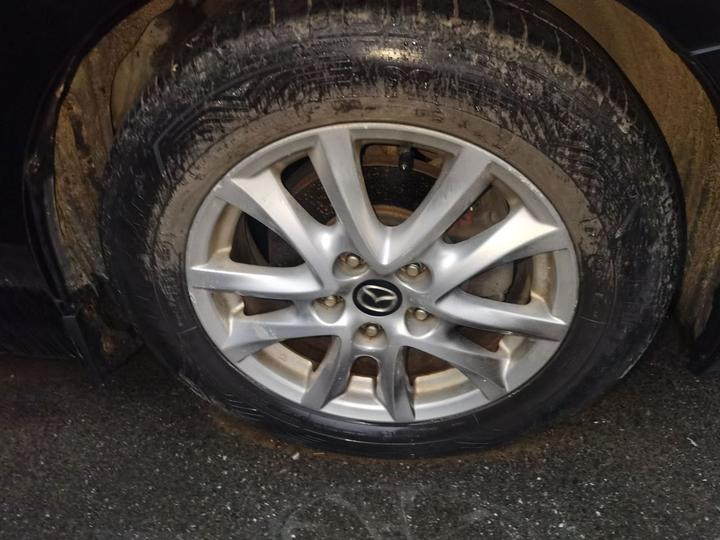 3 Axela 2014 Sedan 1.5L AT Comfort photo 8