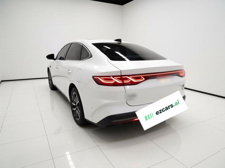 Qin L 2025 DM-i ADAS 120KM Leading photo 4