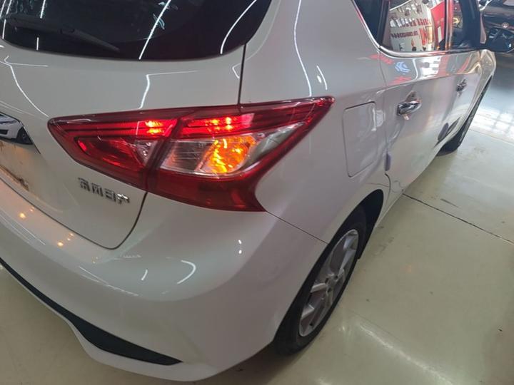 Tiida 2021 1.6L CVT photo 7