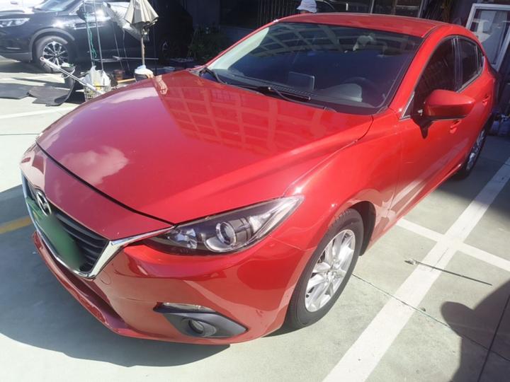 3 Axela 2016 Sedan 1.5L AT Comfort