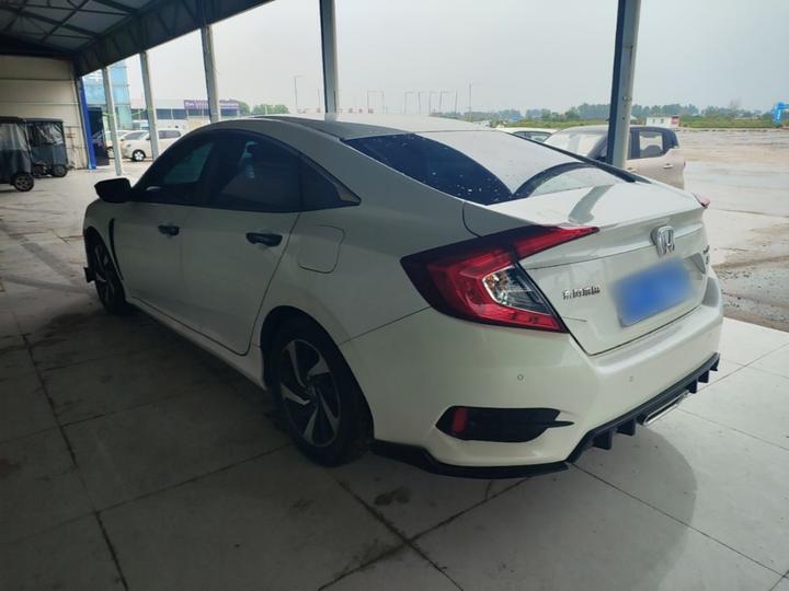 Civic 2016 220TURBO CVT Luxury photo 4