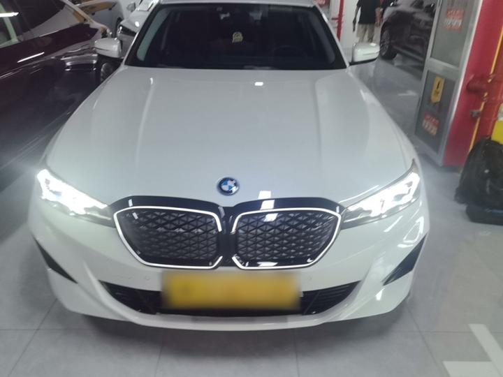 i3 2022 eDrive 35 L photo 2