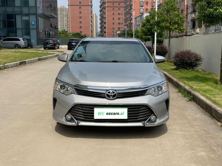 Camry 2015 2.0G Leading photo 3