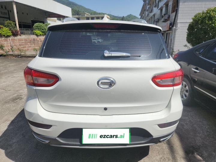 GAC Trumpchi GS4 2017 200T G-DCT RWD Elite photo 3