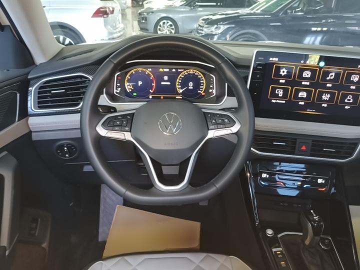 Tayron 2025 300TSI photo 6
