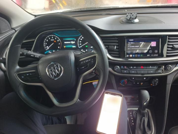 Excelle 2021 Facelift Classic 1.5L AT Elite photo 5