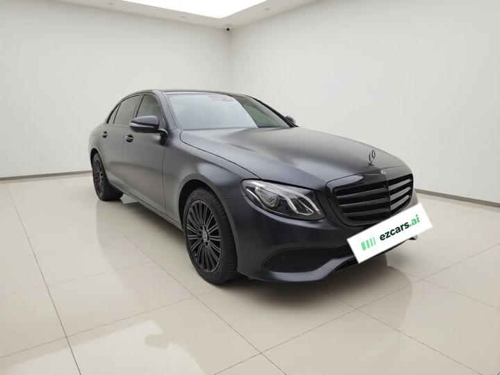 E-Class 2020 E 300 L Fashion photo 3