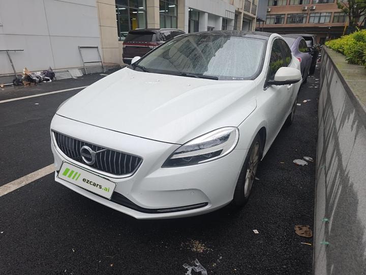 V40 2017 T3