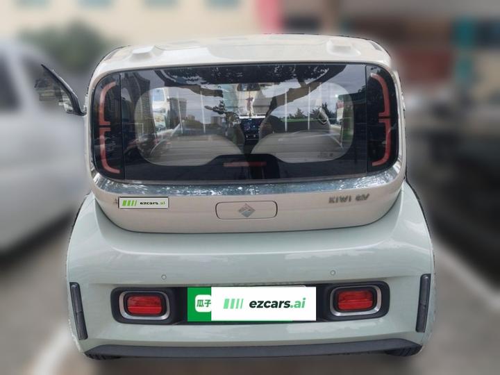 KiWi EV 2023 NCM photo 3