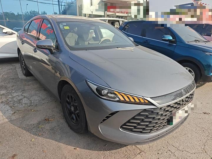 Qin PLUS 2025 DM-i ADAS 55KM Leading photo 3