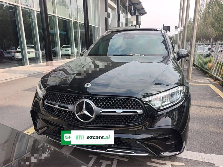 GLC 2024 Facelift GLC 300 L 4MATIC Dynamic 5-Seater photo 2