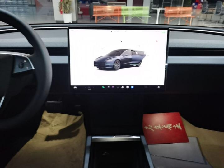 Model 3 2025 RWD photo 8