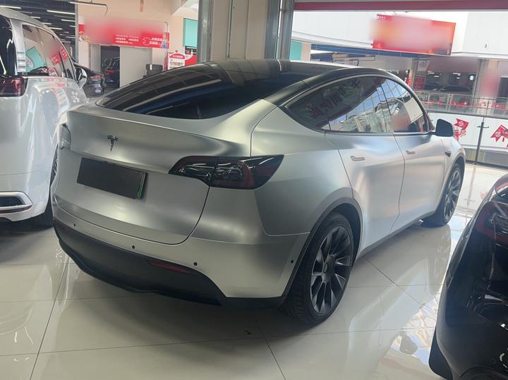 Model Y 2022 Facelift RWD photo 4
