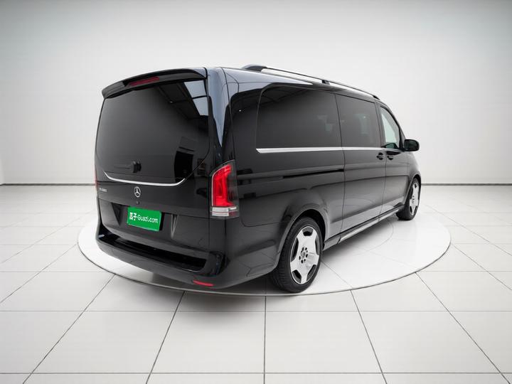 V-Class 2024 V 300 L Long Wheelbase Premium photo 6