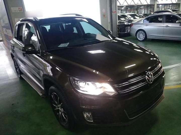 Tiguan 2015 2.0TSI AT AWD Luxury photo 3
