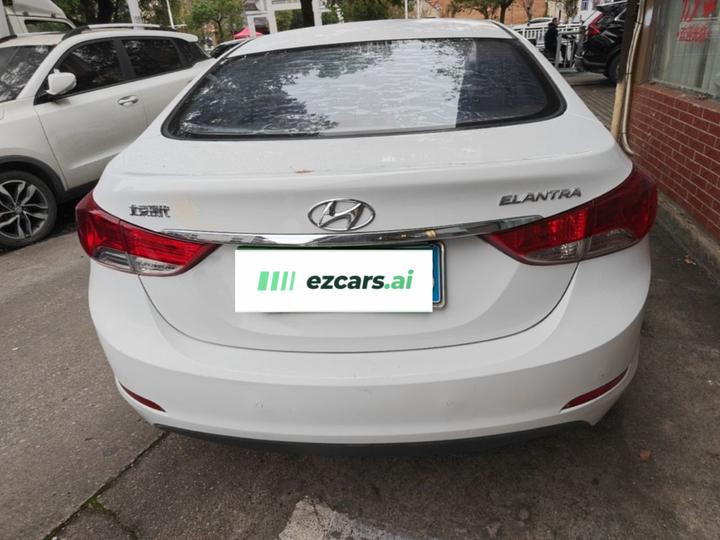 Elantra 2015 1.6L AT Premium photo 5