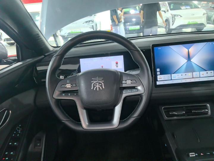 Qin L 2025 EV 470KM Leading photo 6