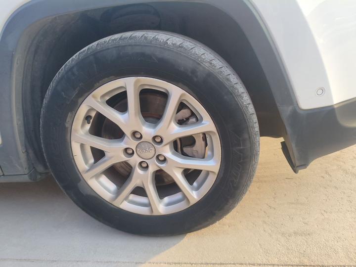 Cherokee 2016 2.4L Leading Smart photo 8