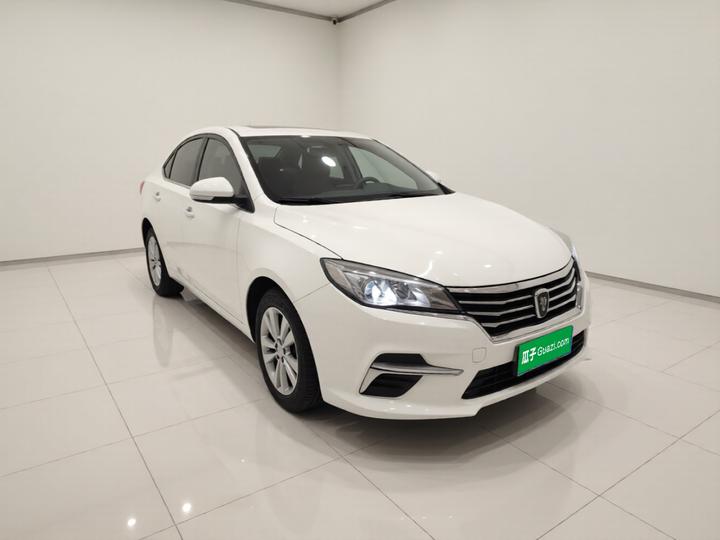 360 2018 PLUS 1.5L MT Exclusive photo 3