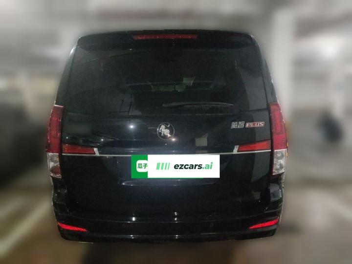 Lingzhi PLUS 2022 Wagon 2.0L MT Luxury 9-Seater photo 5