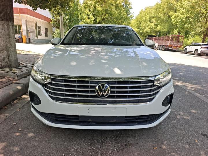 Lavida 2023 Facelift 1.5L AT photo 2