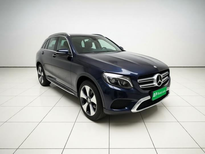 GLC 2016 GLC 300 4MATIC Luxury photo 3
