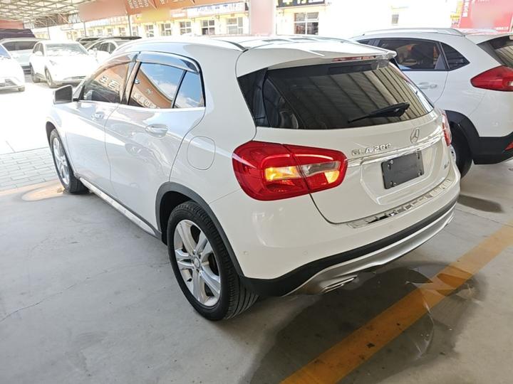 GLA 2016 GLA 200 Dynamic photo 4