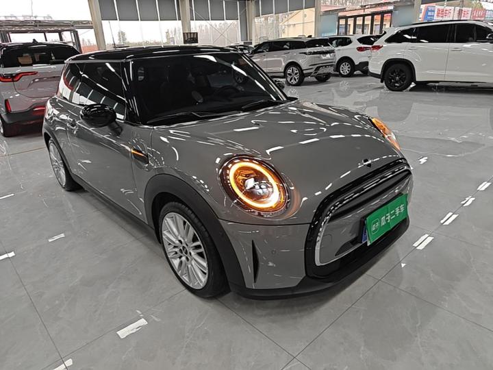2022 Facelift 1.5T COOPER Classic photo 3
