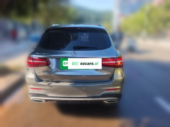GLC 2018 GLC 260 4MATIC Luxury photo 5