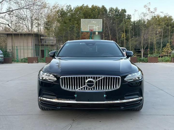 S90 2023 B5 Luxury photo 2