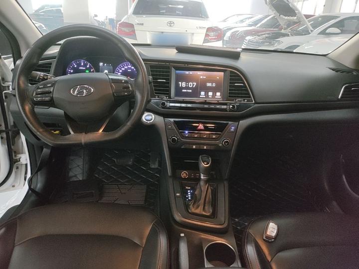 Elantra 2016 1.4T DCT photo 5