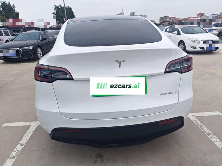 Model Y 2022 Facelift RWD photo 3