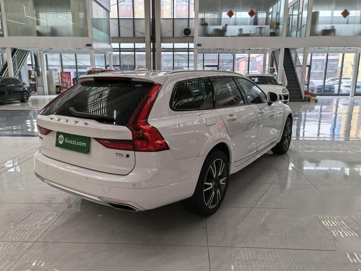 V90 2020 Cross Country T5 AWD photo 4