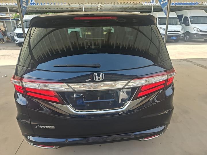 Odyssey 2015 Facelift 2.4L Smart photo 3