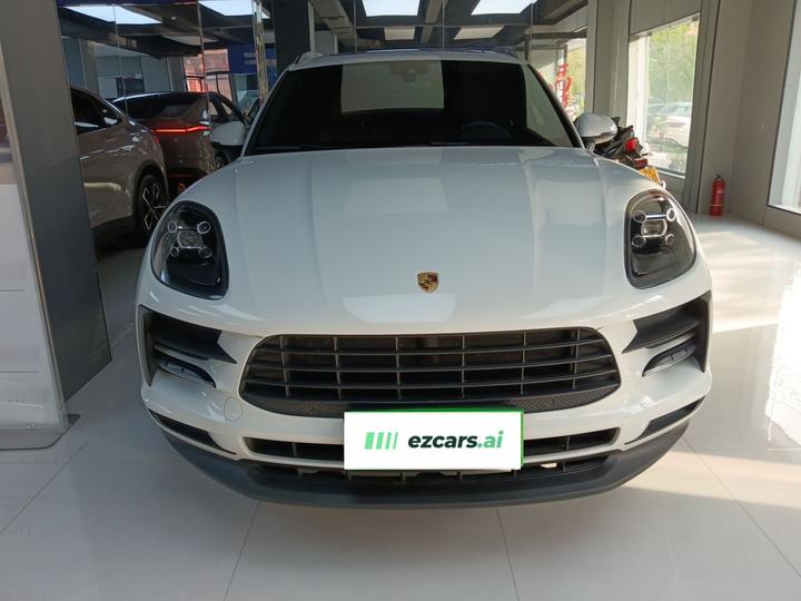 2018 Macan 2.0T photo 2