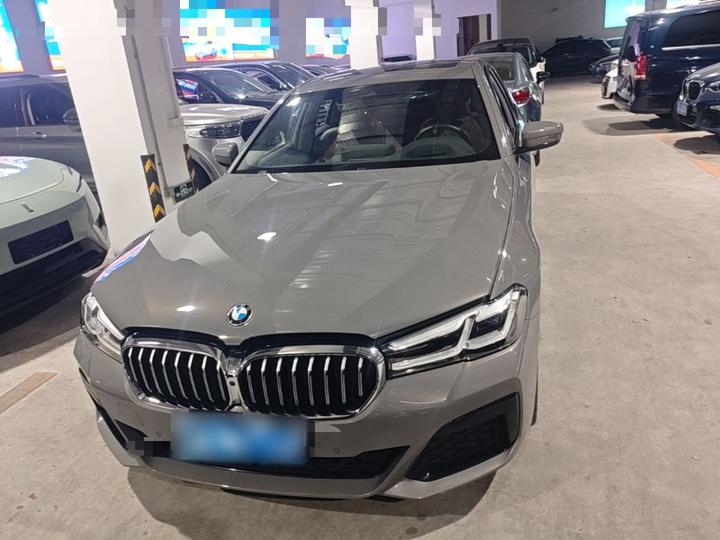 5 Series Imported 2022 Facelift 540i M Sport Package photo 2