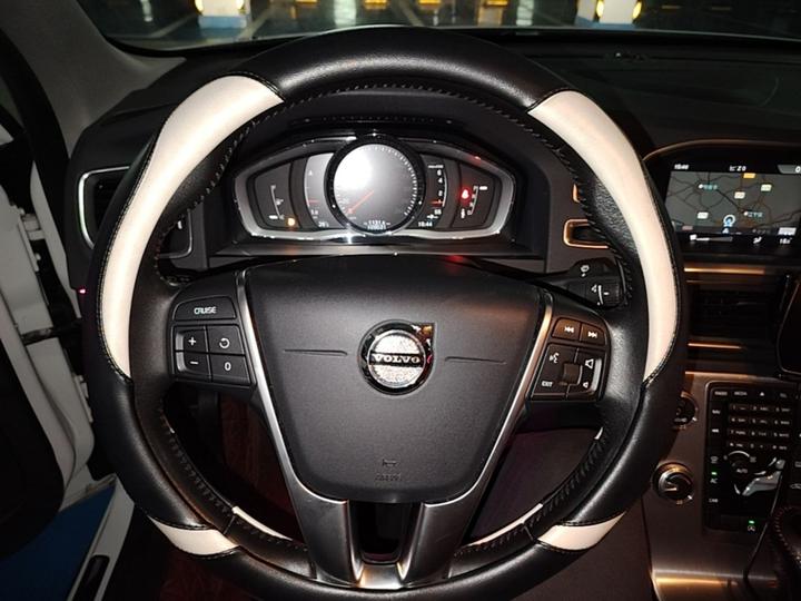 S60 2018 S60L T5 Progressive photo 6