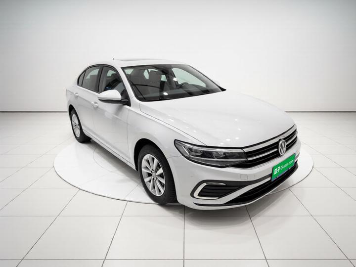 Bora 2024 200TSI DSG Cruise photo 3