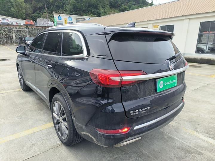 2022 652T AWD Premium 7-Seater photo 4