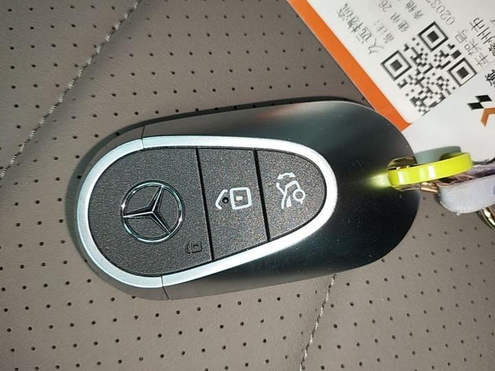 EQE SUV 2024 500 4MATIC Flagship photo 8