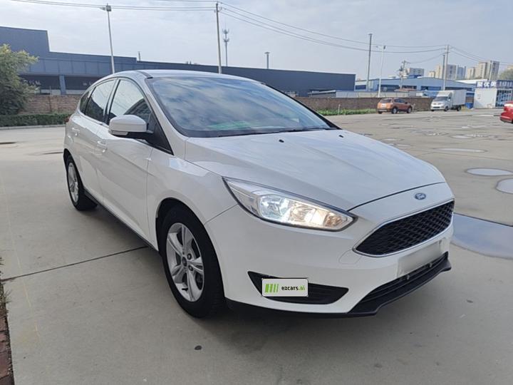 Focus 2017 Hatchback 1.6L AT Comfort photo 3