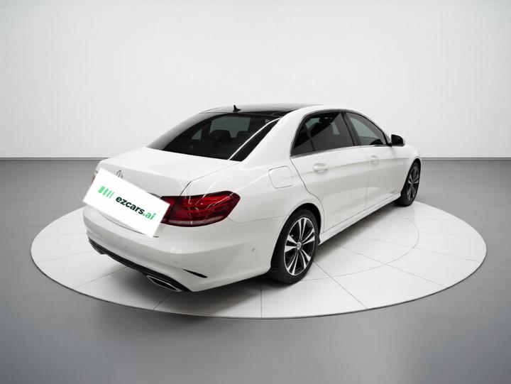 E-Class 2015 Facelift E 200 L Sport photo 4